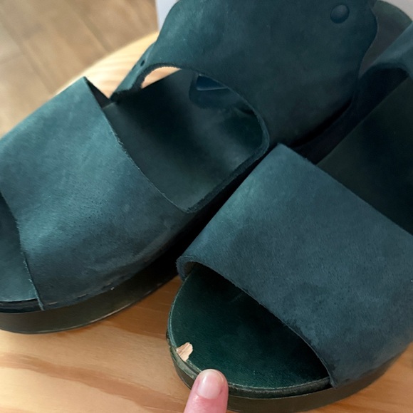 Bryr URSI Dark Green Leather Platform Clog Sandals - Picture 2 of 8